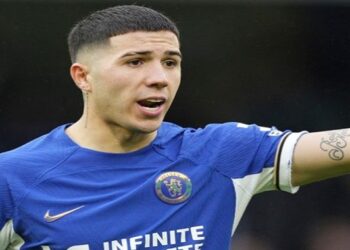 take action against Fernandez over derogatory song Image.