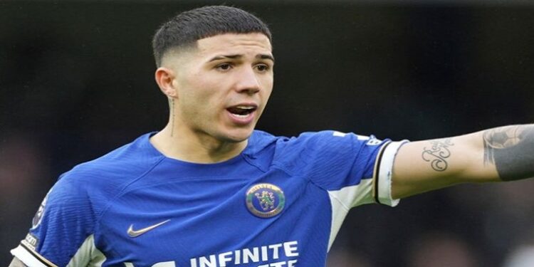 take action against Fernandez over derogatory song Image.